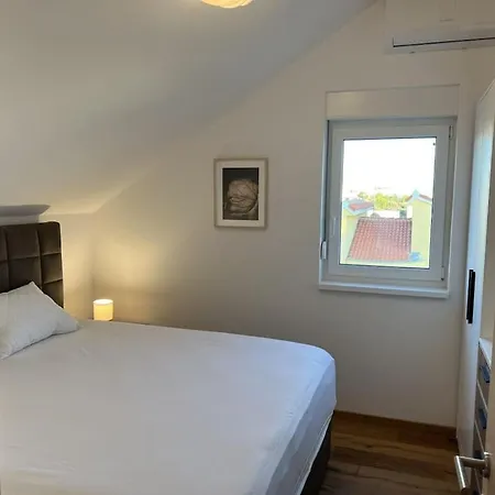 With 0 Bedrooms