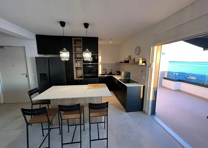 With 0 Bedrooms * 만드레