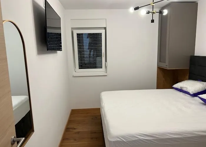 With 0 Bedrooms 펜션 만드레