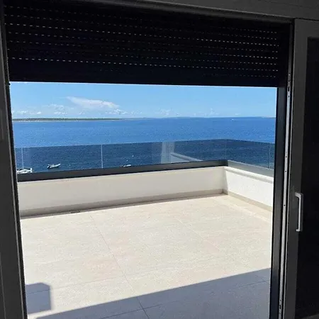 With 0 Bedrooms بيت للعطل ماندري