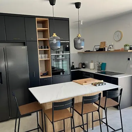 بيت للعطل With 0 Bedrooms *