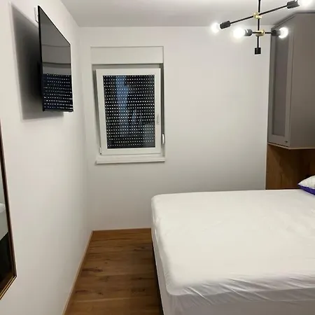 With 0 Bedrooms بيت للعطل ماندري