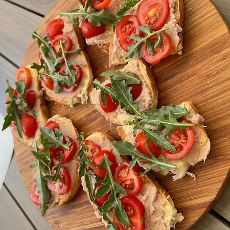 With 0 Bedrooms ماندري