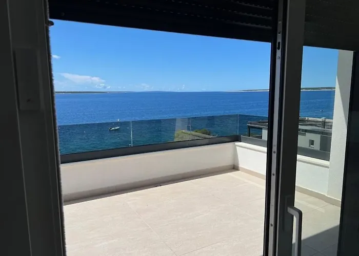 Vikendica With 0 Bedrooms Mandre